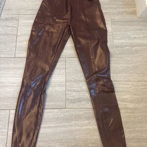 SPANX Faux Patten Leggings Lg Tall
color RUBY